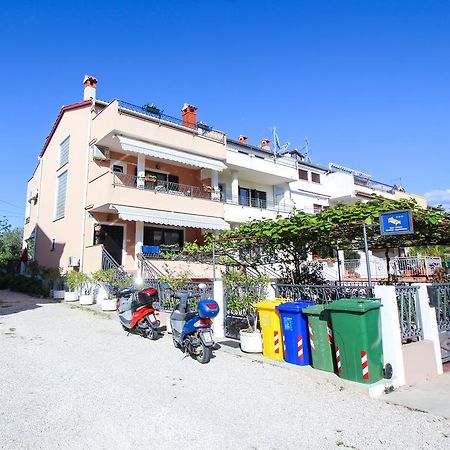 Apartments Sonja Rovinj Luaran gambar