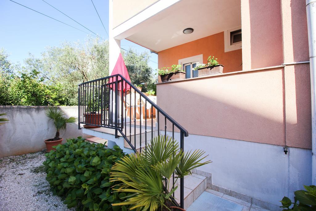 Apartments Sonja Rovinj Luaran gambar