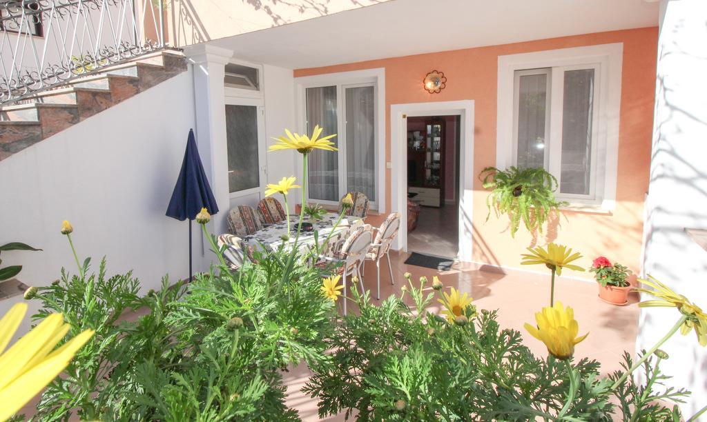 Apartments Sonja Rovinj Luaran gambar