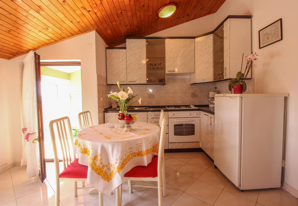 Apartments Sonja Rovinj Luaran gambar